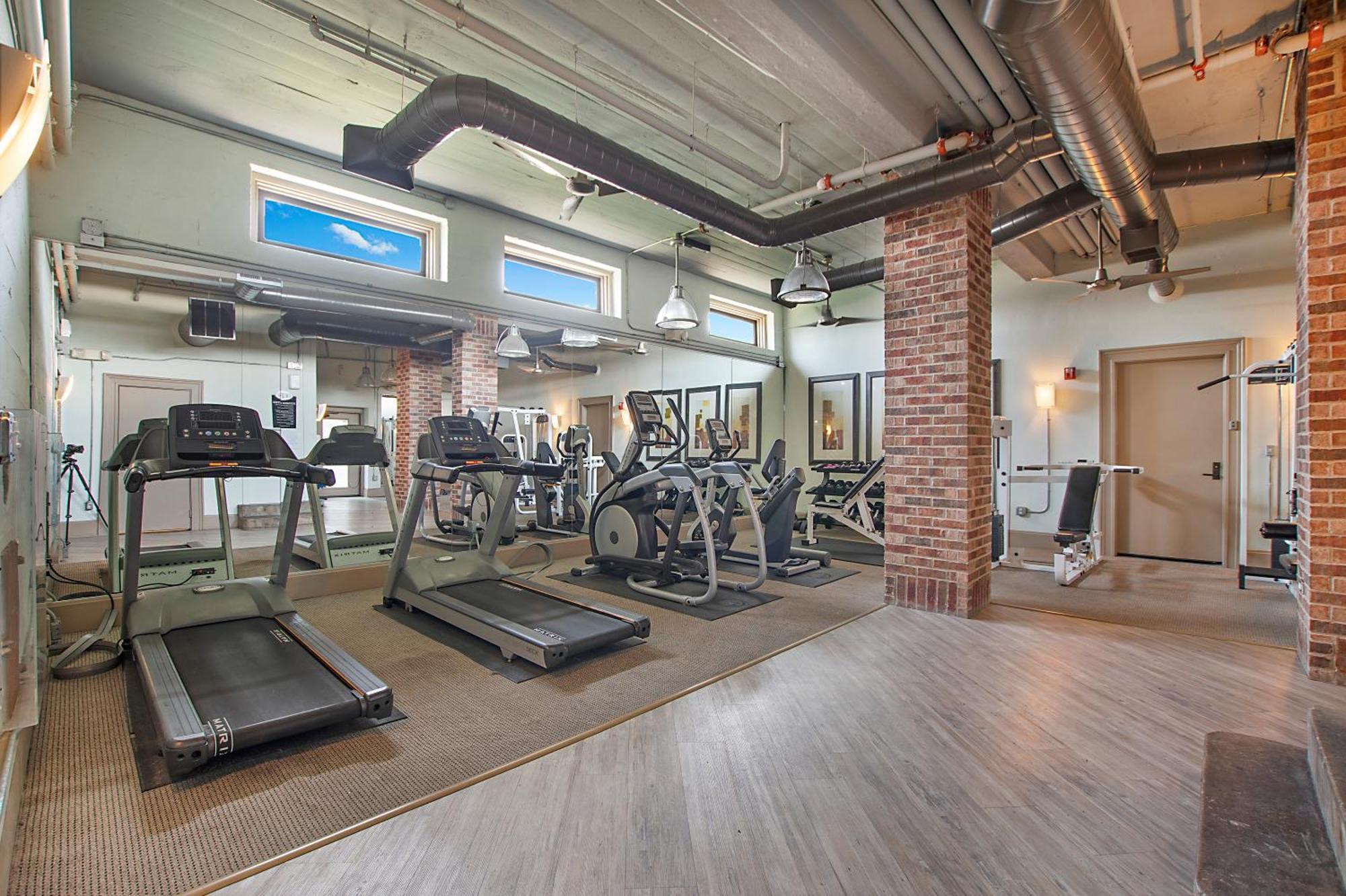 Cowboy Live, Laugh, & Loft Fort Worth 2 Bedroom Loft Downtown Eksteriør billede