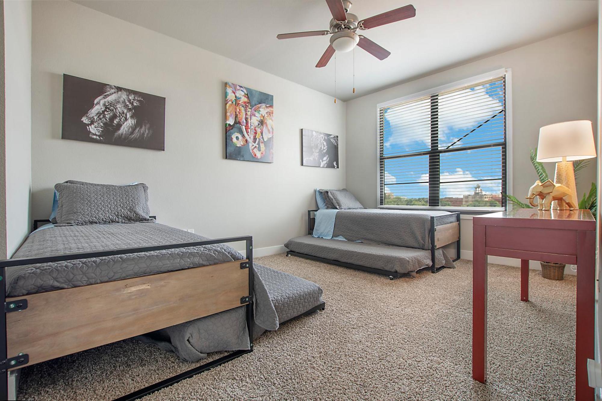 Cowboy Live, Laugh, & Loft Fort Worth 2 Bedroom Loft Downtown Eksteriør billede