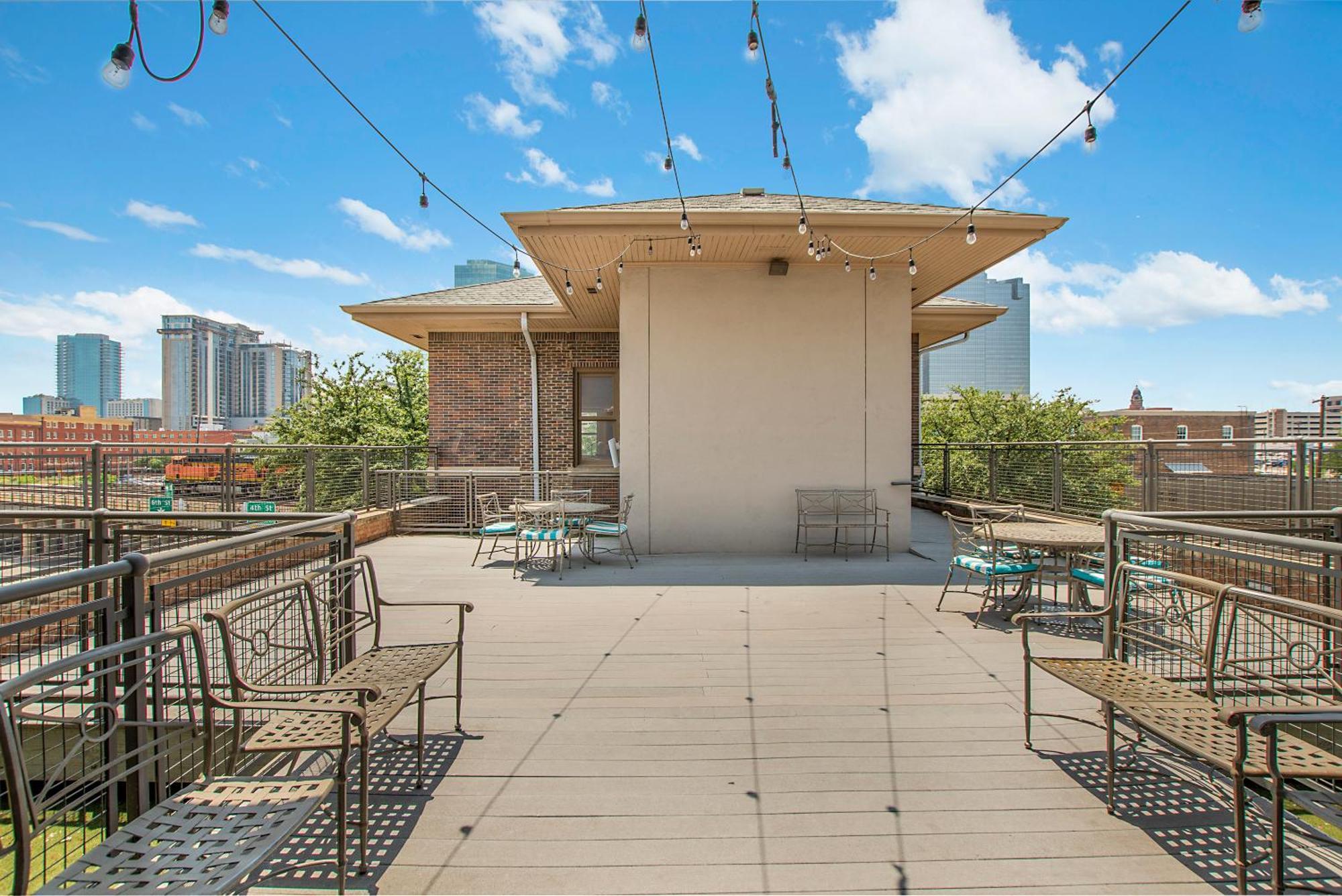 Cowboy Live, Laugh, & Loft Fort Worth 2 Bedroom Loft Downtown Eksteriør billede